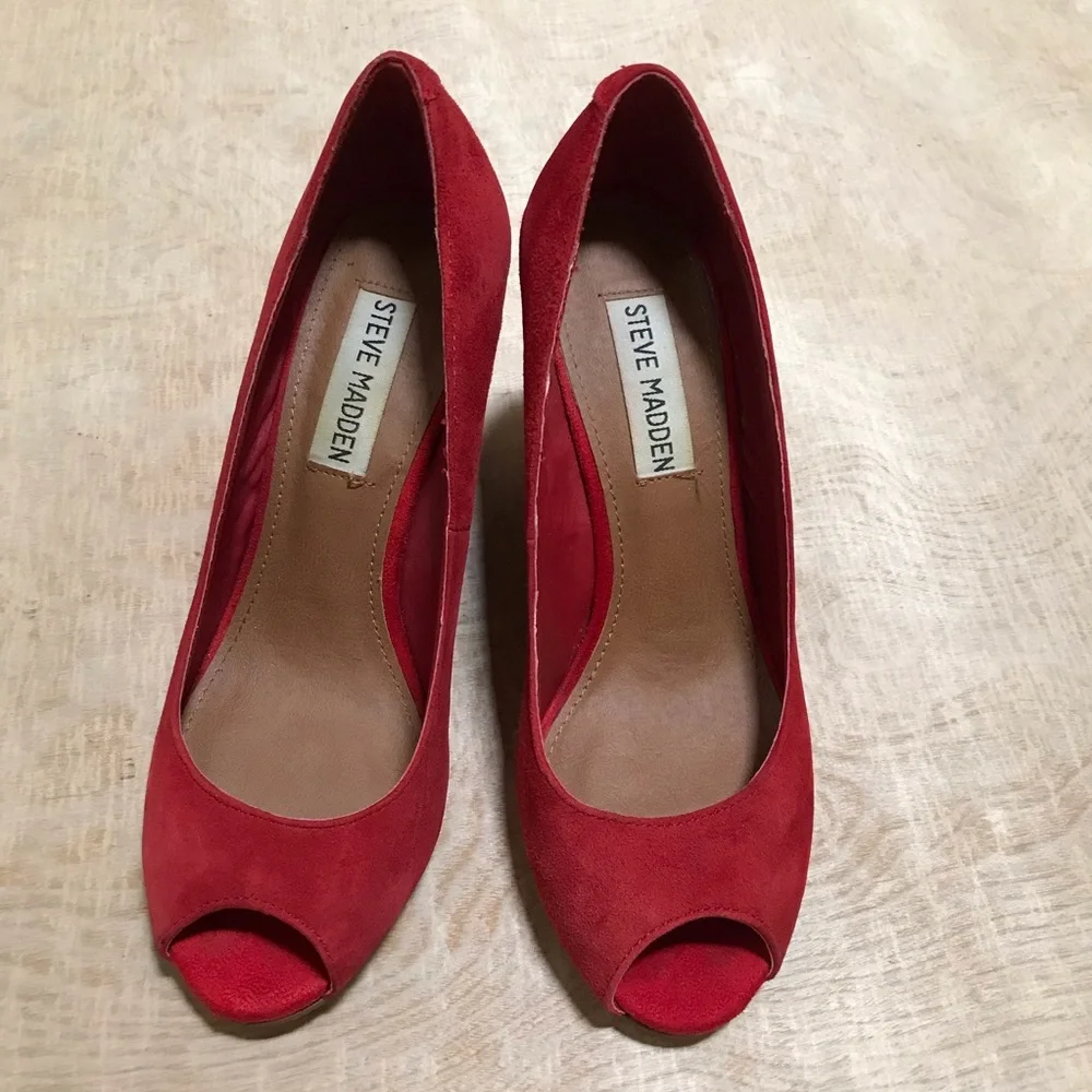 Steve Madden excellent please